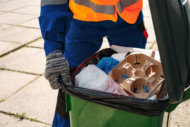 Best Construction Debris Removal  in Salt Creek Commons, IN